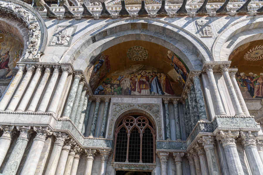 Italia - Venecia 022 - basílica de San Marcos.jpg